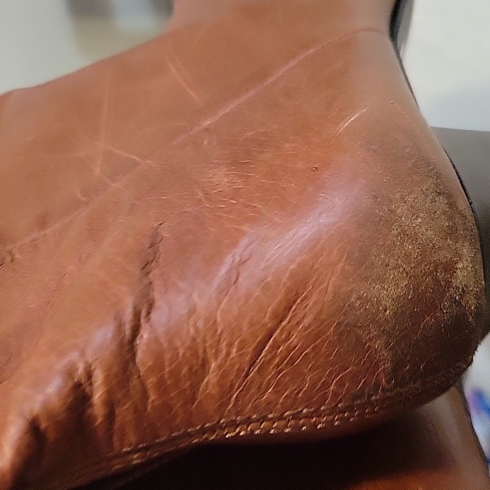 BROWN EUC  SCRUNCH BOOTS CALLOUTS PICTURED - Picture 5 of 7